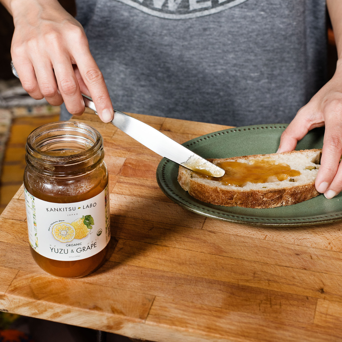 Organic Yuzu & Grape Jam 9.17 oz