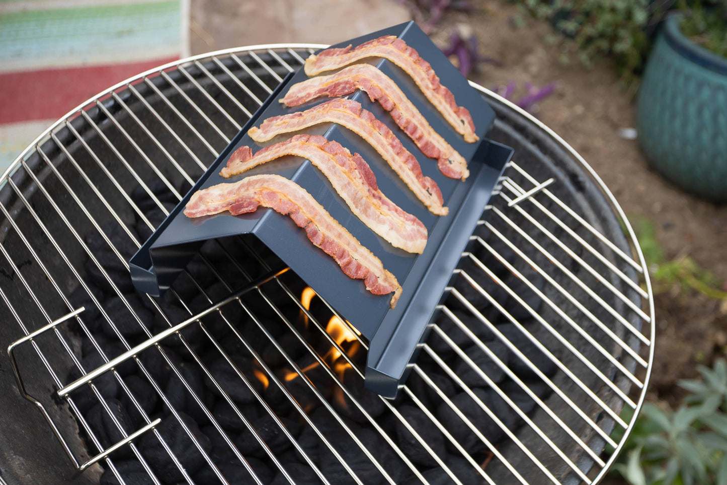 Outset Non-Stick Bacon Grill Rack, 8.5” X 10” x 5”