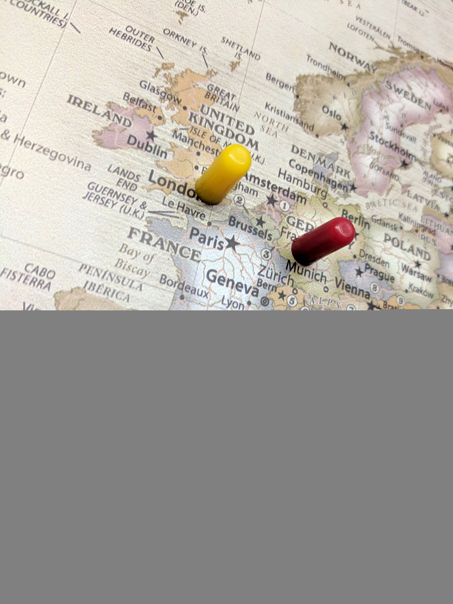 Magnetic Travel Map of the World - Old World Tan