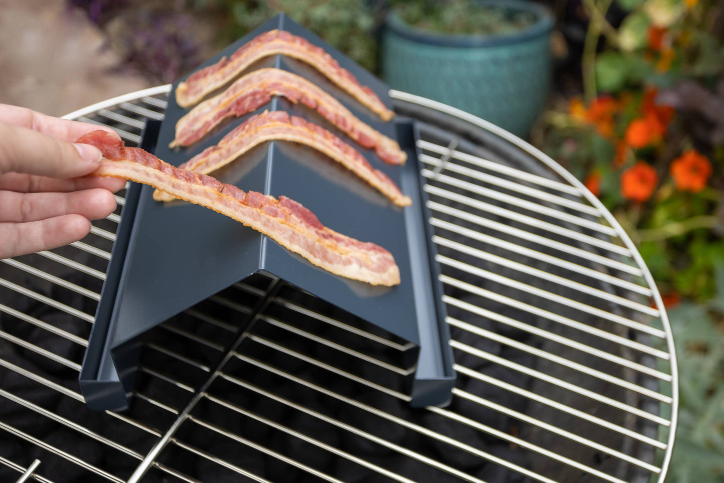 Outset Non-Stick Bacon Grill Rack, 8.5” X 10” x 5”