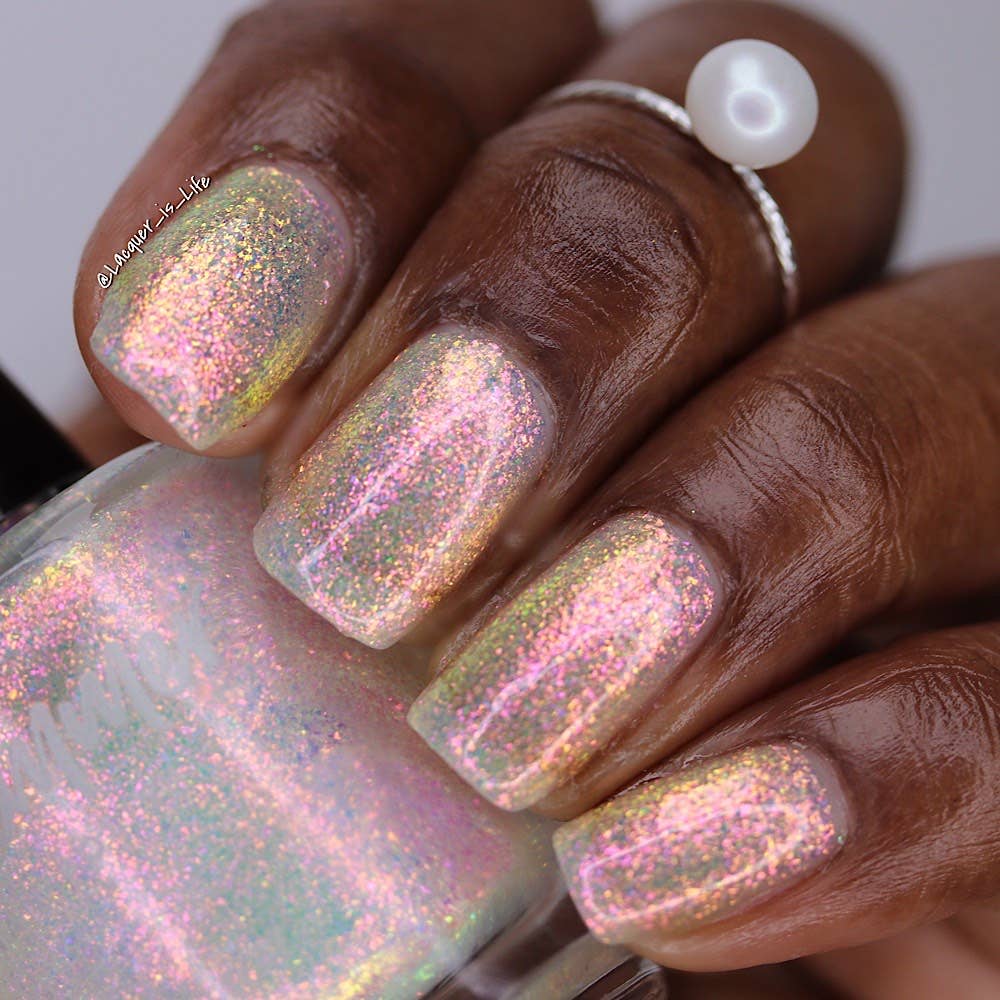 What A Pearl Wants Nail Polish