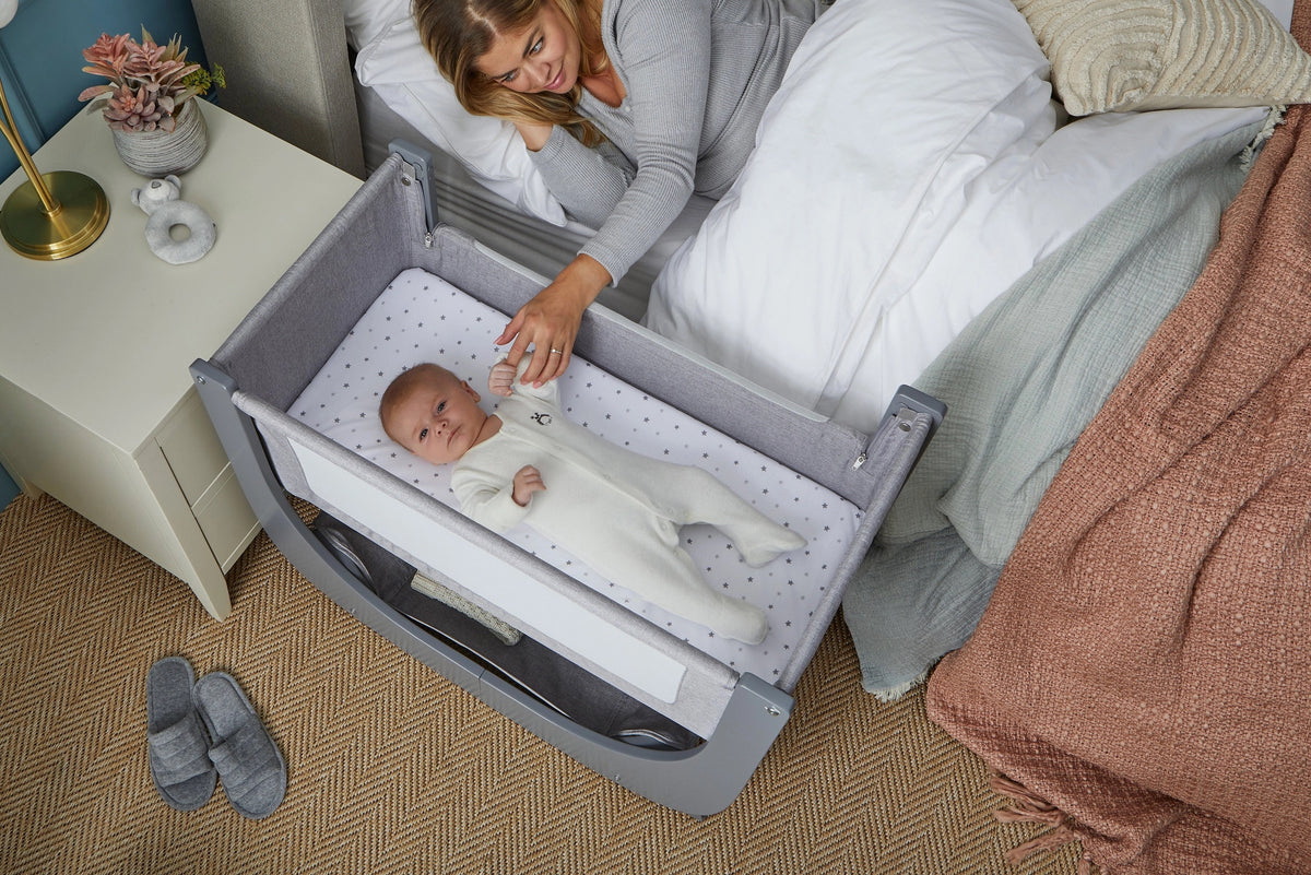 AirLite Crib + Waterproof Sheets + 2 Fitted White Sheets