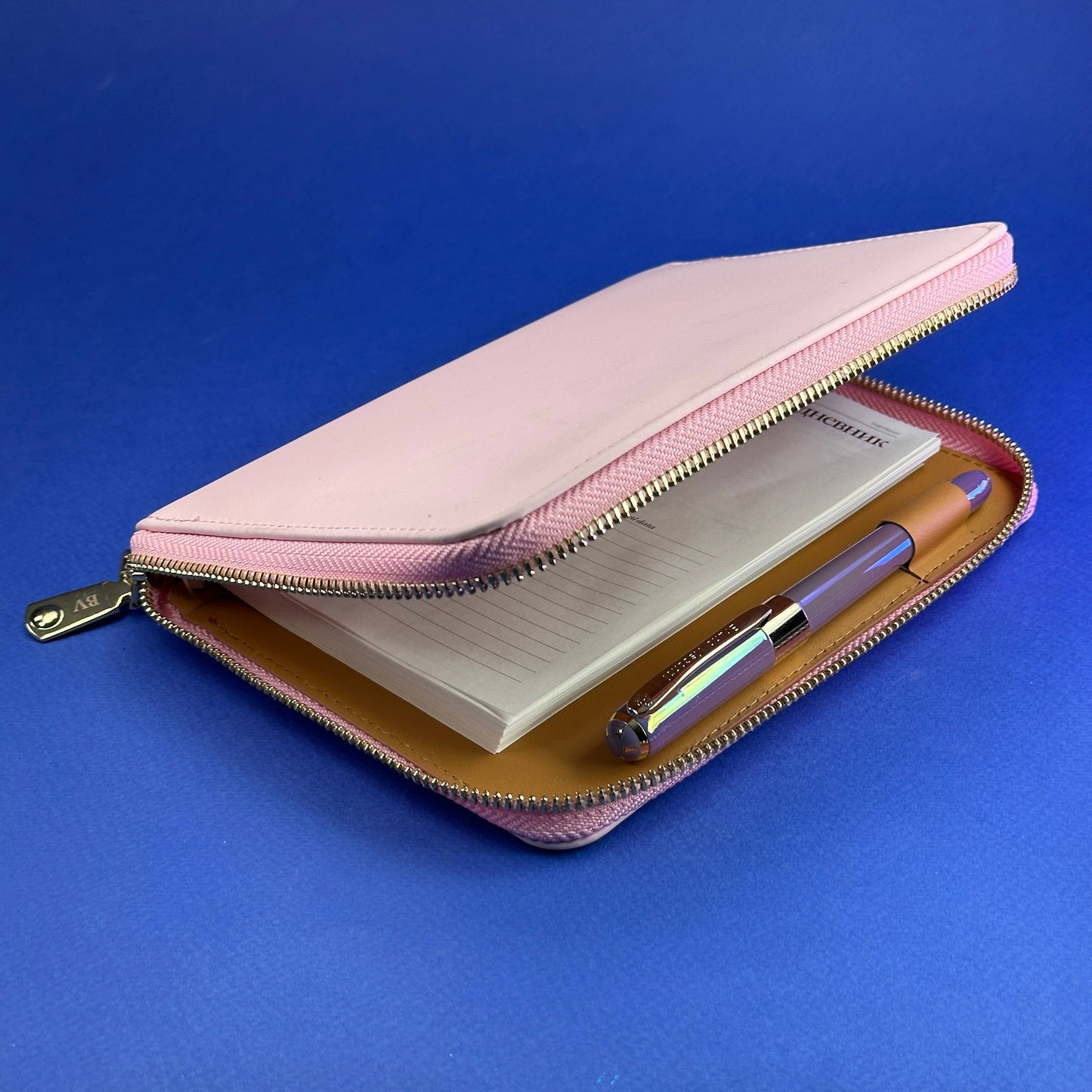 Monaco - Pearlescent Lavender