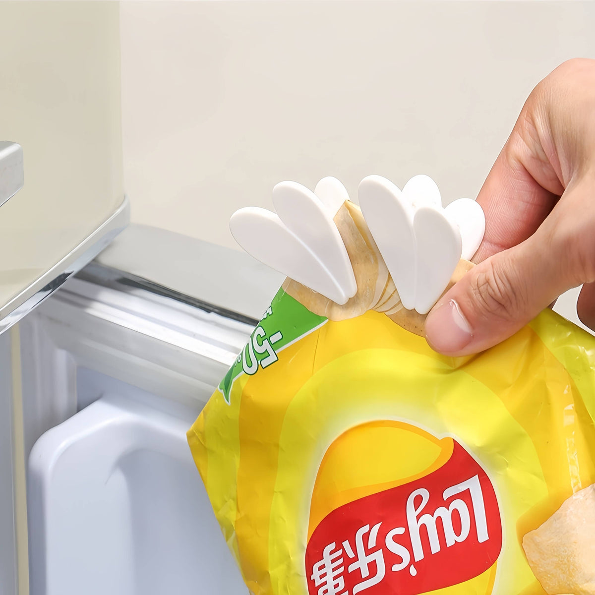 Daisy Magnetic Multi-Clip Bag Sealer (6 Clips)