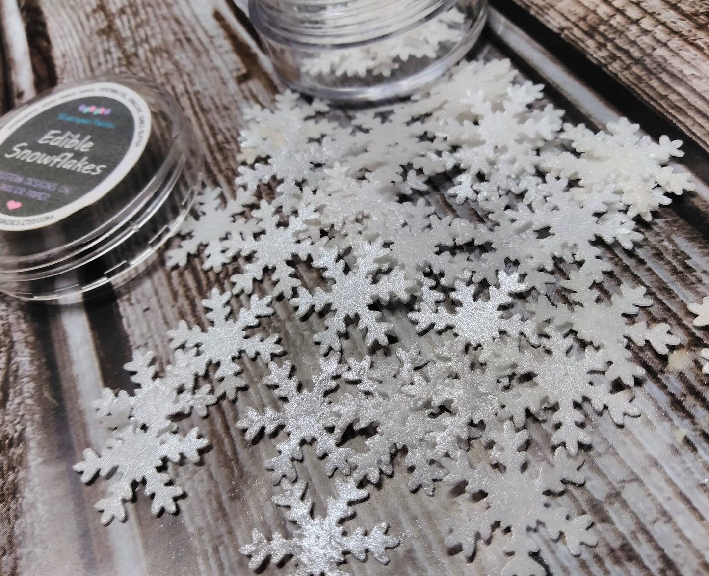 Mini White Snowflakes Wafer Paper Edible Cake Decorations