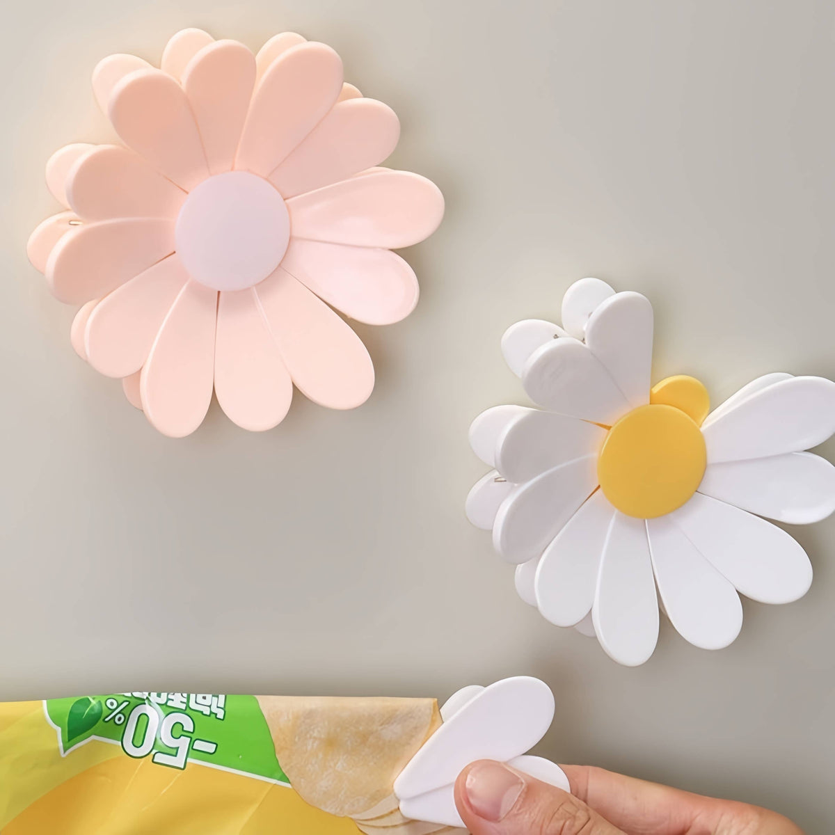 Daisy Magnetic Multi-Clip Bag Sealer (6 Clips)